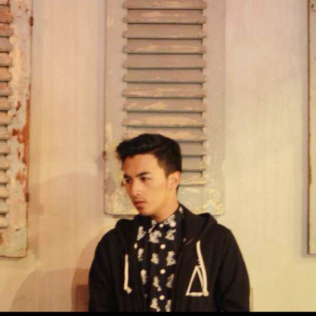 Follow on instagram : @itsaimannn MedicalStudent (UNJANI)