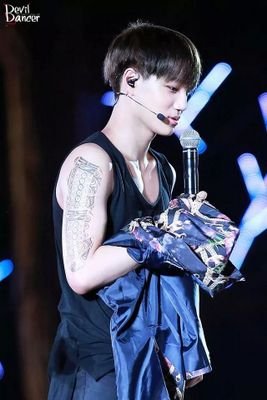 คิมจงอินEXO ก็แค่คนบ้าที่เมากลูต้าหมดอายุ #We are one