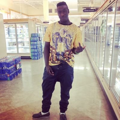 fuck with my squad get yo whole head bomb cause u kno my whole set arm from the old folks down to the churn JUNGLE BOII #42