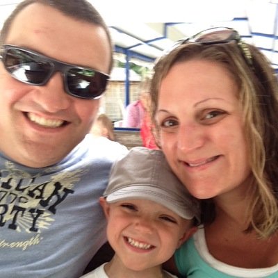 sla526's profile picture. 