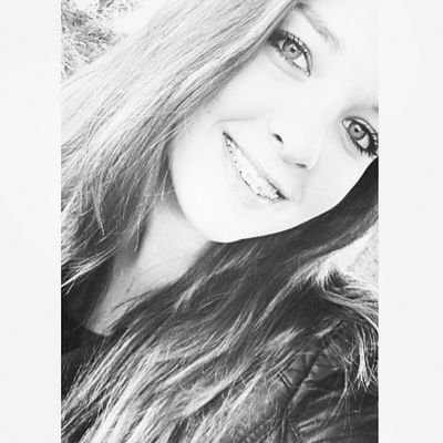 xXx_adinda's profile picture. insta: xadinda_m || snapchat: aadindaa || joan