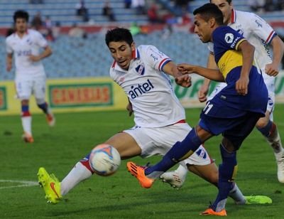 Jugador de Futbol ex Rosario Central(Arg) actual Boca Jr. (Arg)