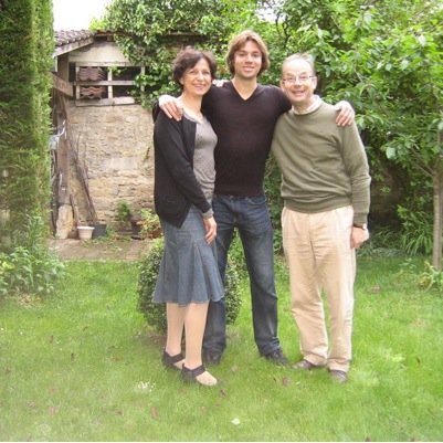 man_hes_fresh's profile picture. 