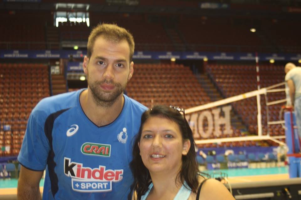 elisa_ely95's profile picture. 