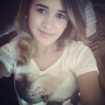 bruninhamenesez's profile picture. Homem que se define se limita.
Instagram: brunaolimene