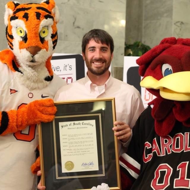20&21&22 AOY @MartinAgency Associate Director-Analytics. Clemson Tiger. Recovering political spectator.