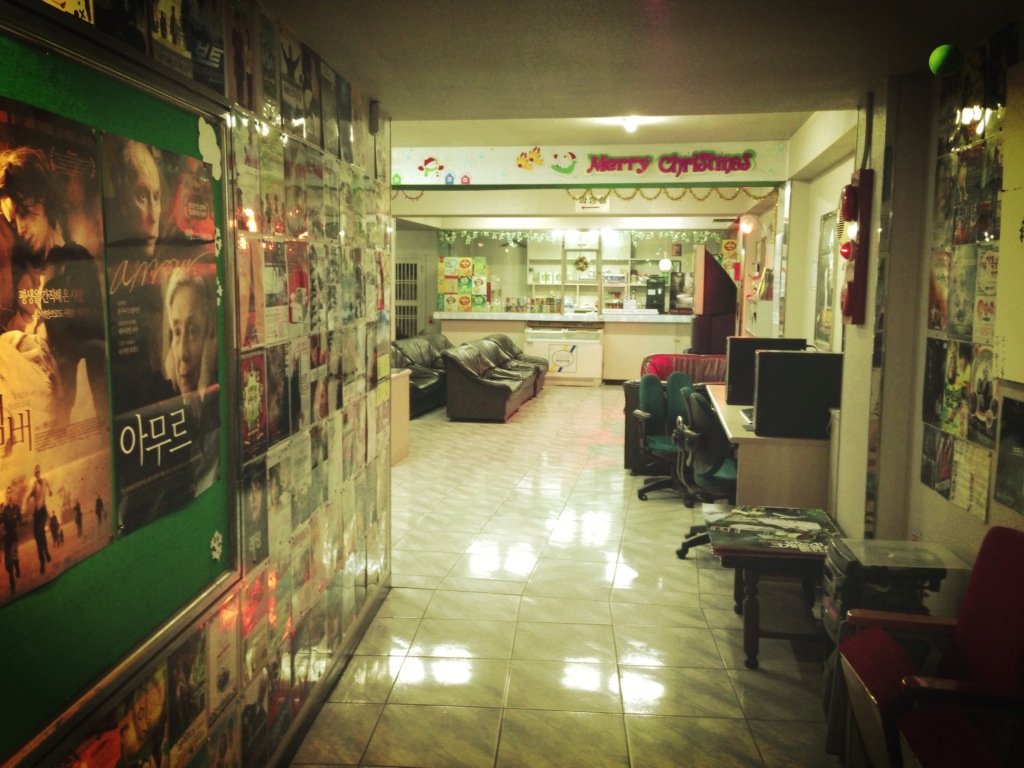 dsartholic's profile picture. 동성아트홀을 사랑하는 사람들이 모이는 곳. 다음카페 #동성아트홀릭 #동성아트홀 http://t.co/y7X7U5n1