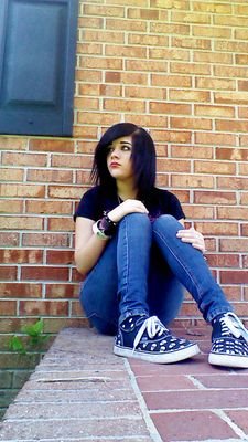 Hi i'm Savannah c: Music is my world and i'm 15, I'm taken by Michael East and my obsession is Andy Biersack