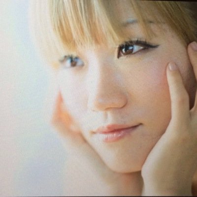 福岡ドクモ観光大使♚下北沢観光天使♔100年に1度のイルカボイス♛猫と暮らすピアノ弾きSSW ✉️依頼・LIVE予約≫yoyaku.shion@gmail.com CD≫https://t.co/21unisf5YW youtube≫https://t.co/q9PS8VurWy
