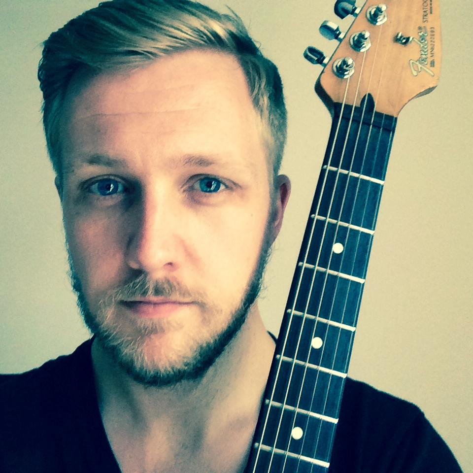 AllanGuitarFish's profile picture. Session Guitarist: On tour with Thriller Live