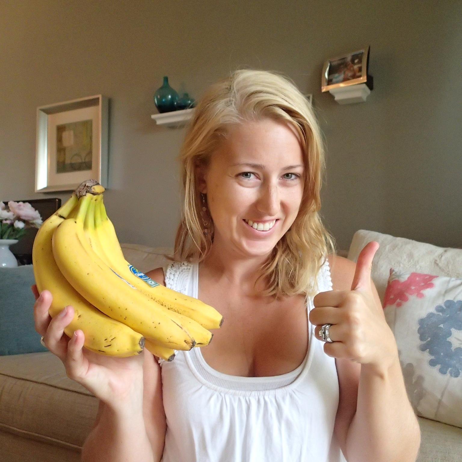 LLRawHealth's profile picture. Raw till 4, Vegan, 80-10-10 er. Love fruit and love eating clean. Choose to lead a healthy lifestyle and am working on promoting Raw Health on Youtube.