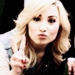 ddlovattofc's profile picture. Fã Clube criado para Diva Demii.Siga-nos