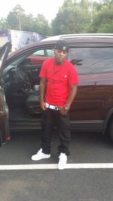 vateistover's profile picture. single ready to mingle