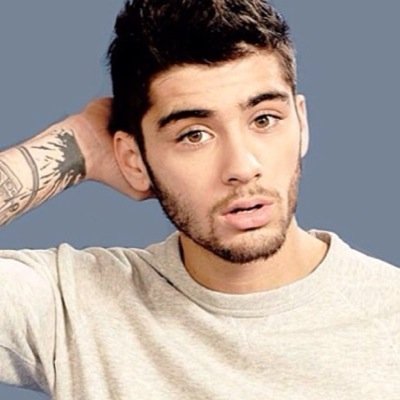ask for a follow back on @raybanzouis