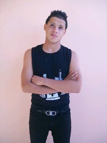 Yuniorelsofoke's profile picture. •♪♫♪ •Artista Urbano'] •♪♫♪•Yunior El Sofoke (Los Sofoke) •Dembow: Los Sofoke - Tu No ♫ Cont:: 829-676-0858 / Pin: 25FC4EC3 ★ FoLLow Mee' ♥ ♪♫♪• & Love Music ☺