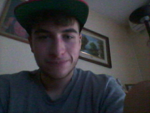 DavidCoslada96's profile picture. 1996. Hola.