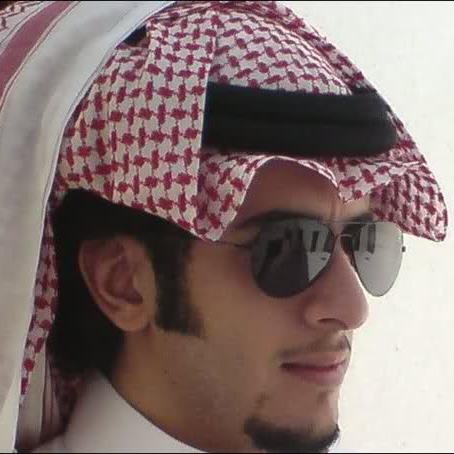 قد نتقابل مع الناس كل لحظه .. ولكننا لا نتقابل مع أنفسنا إلا نادراً