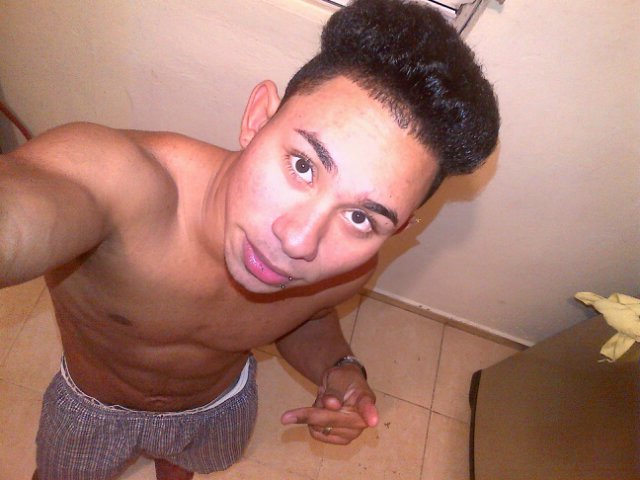 !∂мם ą dios si Quieres mi wahtsapp pidelo ;) altista bailarín en music  récork no támo en mujere chopi chupi.!;)