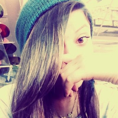 Nao vivi nem metade da minha vida ainda, quando tiver algo interessante pra contar coloco uma bio decente.