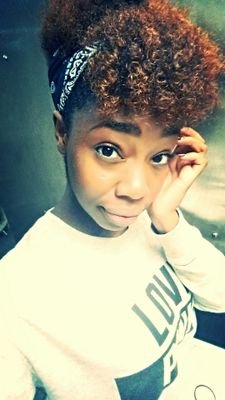 nips_N_lips's profile picture. STAND THE FUCK BY.