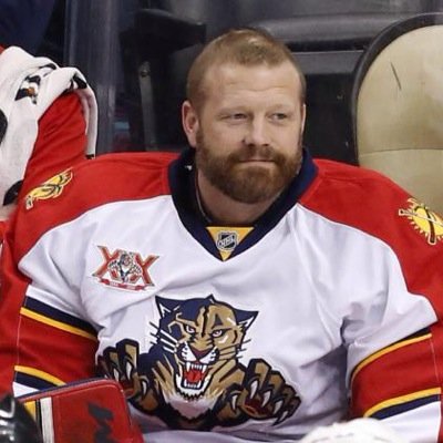 Official twitter account of Stanley Cup Champion Vezna Trohpy Winner, Conn Smithe Award and Hart & Soul of the team. Tim Thomas #30 Keep your head up Burrows.