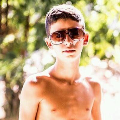 tawan_24's profile picture. 