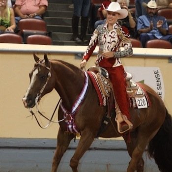 ThatWPprincess's profile picture. Boots, chaps, and cowboy hats. Everything's better with glitter. @clucksandkisses is da bæ.