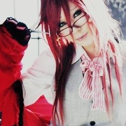 •グレル サトクリフ• The most beautiful Shinigami, evil and bloodthirsty.