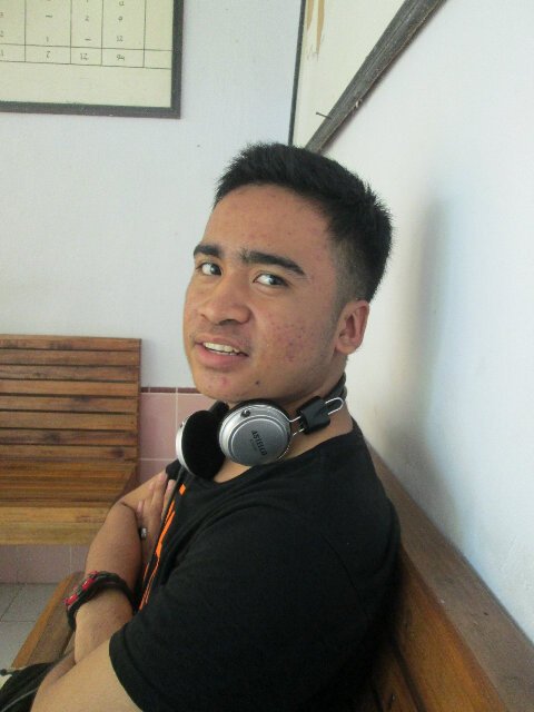 I'm just male simple and not perfect.... :) | ♥ Chelsea FC