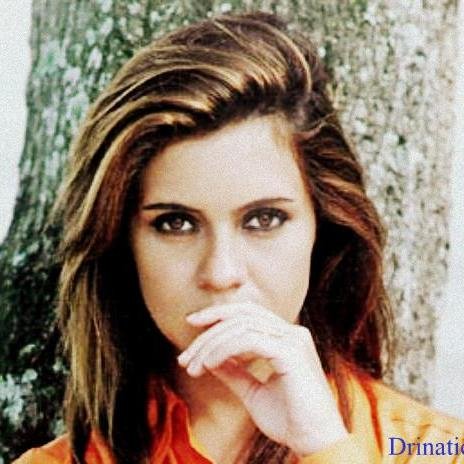 Twitter dedicado a Adriana Esteves excelente actriz brasileña ♥ Drinatica Forever and ever ♥ de la raza de los vencedores :D