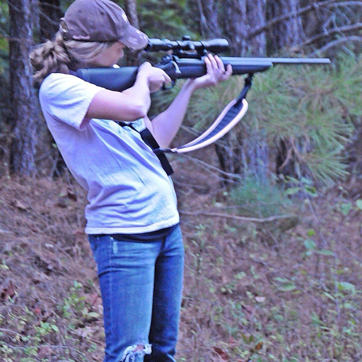 ArkansasBeauty_'s profile picture. Small town farm girl. Freshman in college with a passion for God and his people. Living everyday like it's my last