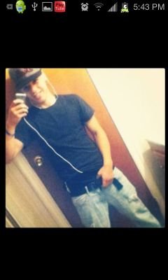 18yrs Old
basketball 3
facebook Jahmel Tmpr Felix
Kik.