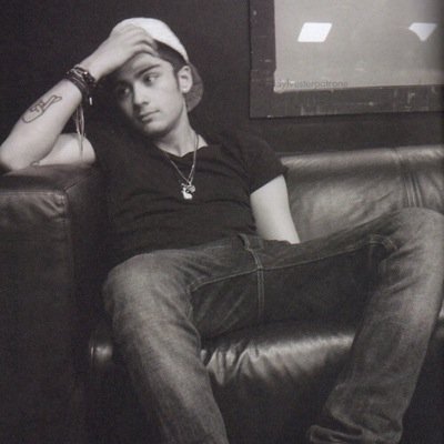 ask for a follow back on @raybanzouis