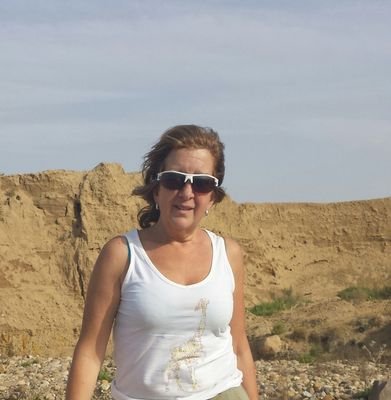 rosalbagarcial's profile picture. 