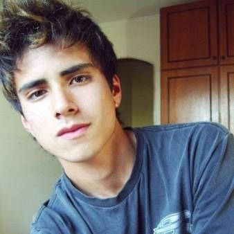 DickAndBallBig's profile picture. Foda-Se !