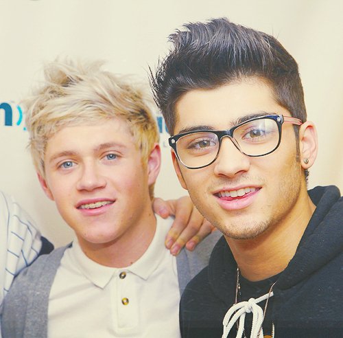 midnightttmemo's profile picture. another directioner xx.