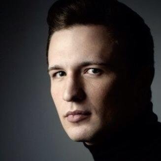 Кто не доволен тем, что имеет, тот не был бы доволен и тем, что хотел бы иметь.