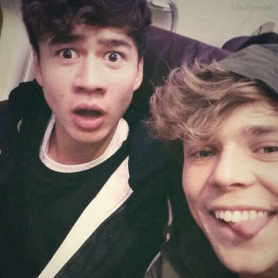 Don't follow this account please follow @ploughmeashton