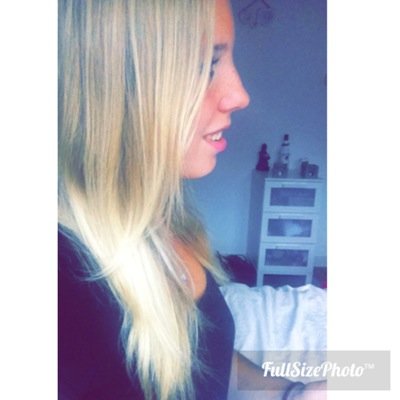 Kelsjeee!!! I love you!! Mijn gekke lieve vriendinnetje! Altijd leuk met jou! Xxxx Chantie