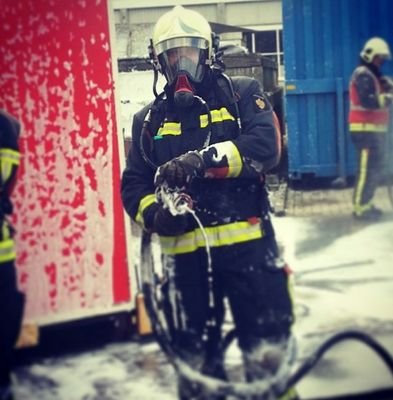 dwarrie's profile picture. 