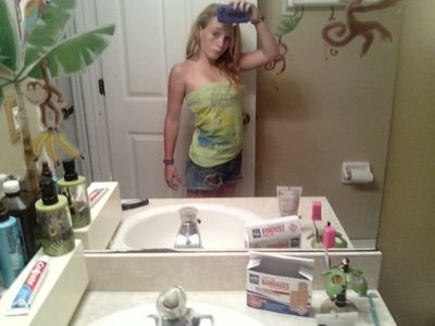 britneyhala2001's profile picture. hey if u know me than follow me