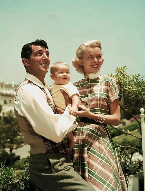 Hi im Jeanne married to @DeanMartin___RP (RP) @MrsPresleyDepp