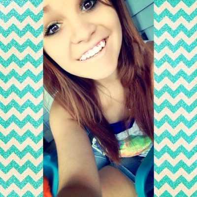 Soon to be 18 august-11-1996 
Snapchat-jamie_melton
Im a tailgatin, tan-legged, four-wheel ridin, truck lovin, country girl, what can i say its in my blood