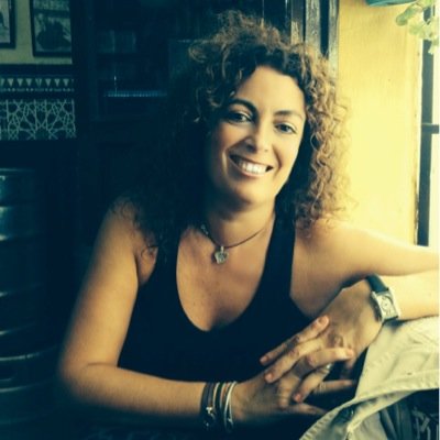 Podologa Clínica y Profesora Podología en Universidad de Sevilla