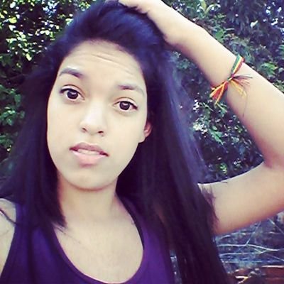 eu amo animais , adoro azul , sou marrenta , e odeio falsidade