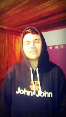 Muitos falam
poucos  fazem.