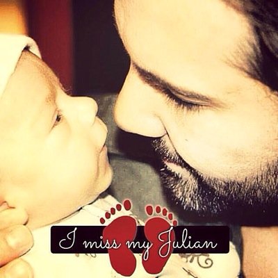 imissmyjulian's profile picture. 