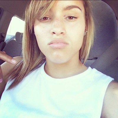 Tsamonee's profile picture. |IG:Tsamonee| 17 Just living life | Junior @ Creek JM ❤️