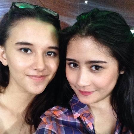 Roleplayer of @DahliaPoland as Thea at @ASPGGS #GantengGantengSerigala Pukul 20.30 ★ [Selama Ramadhan ] ★@ASPGGS