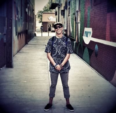 thebassknocker's profile picture. 